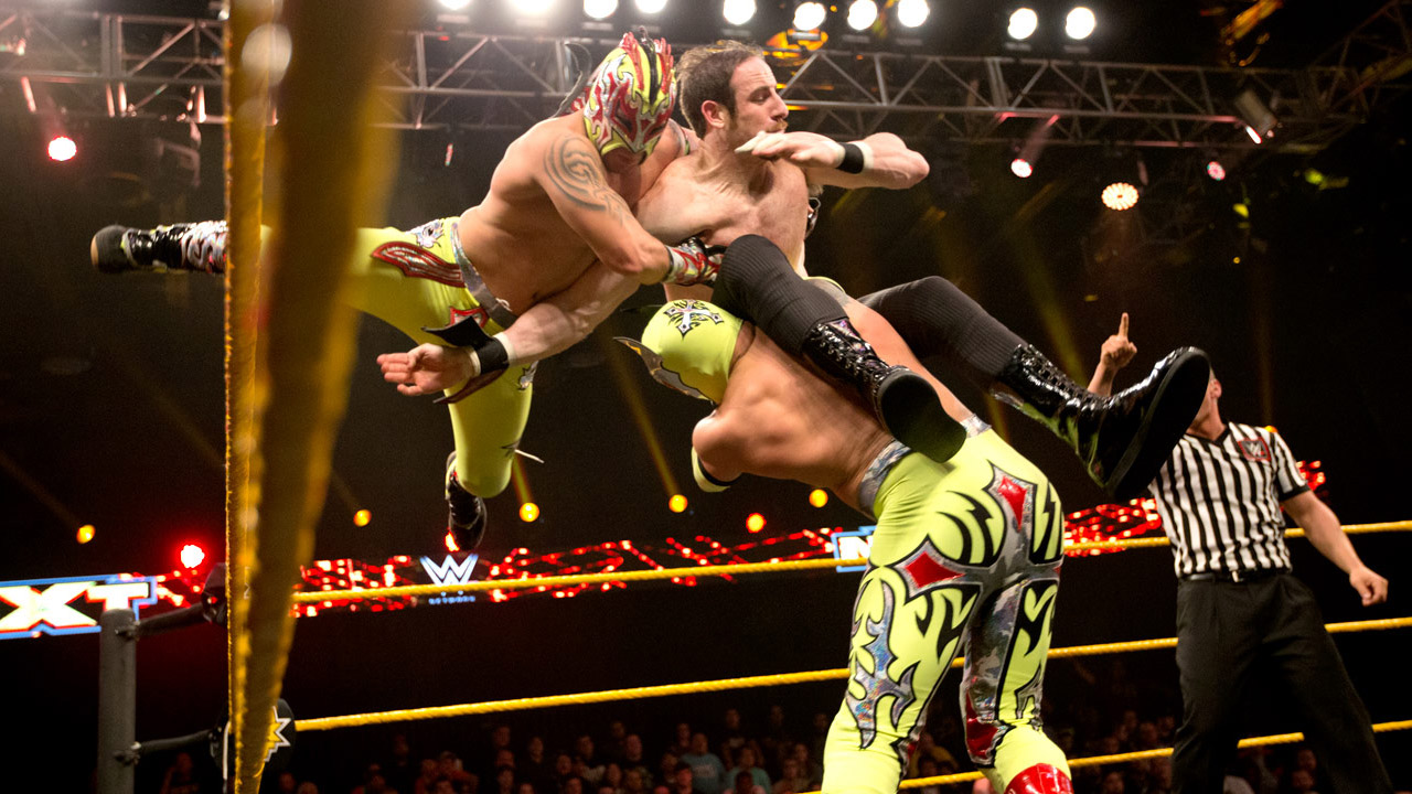 Смотреть WWE NXT 08.01.2015
